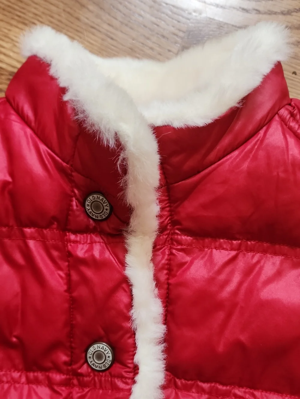 Vintage Y2K 2007 Old Navy Girls Quilted Red Holiday Puffer Fur Trim Vest Size 4T